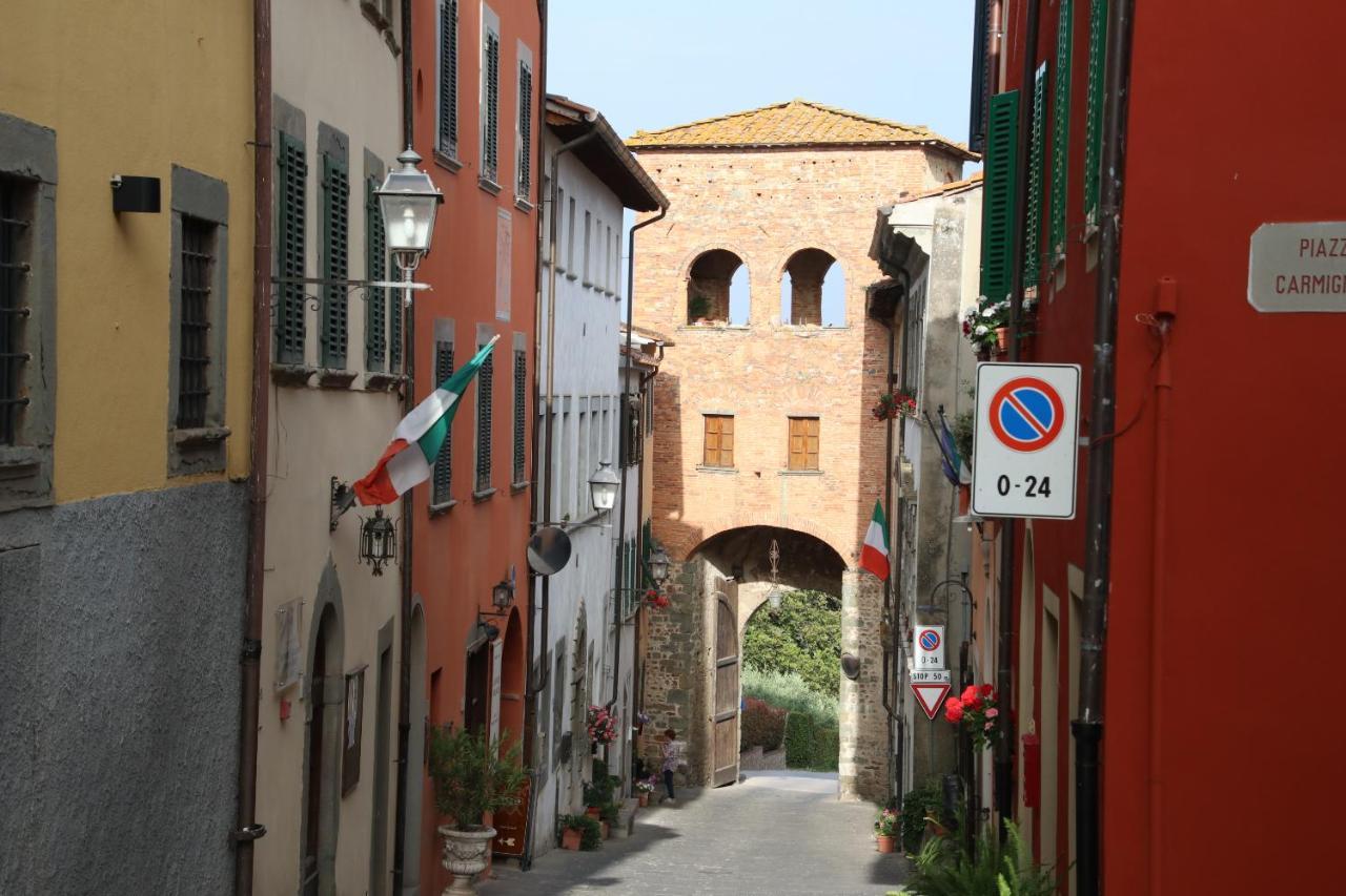 Bed and Breakfast Antica Casa Dei Rassicurati Монтекарло Екстер'єр фото